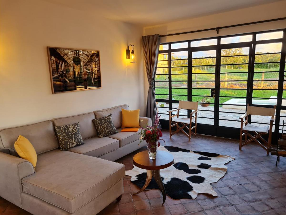 The Landing Nanyuki Cottages ภายนอก รูปภาพ