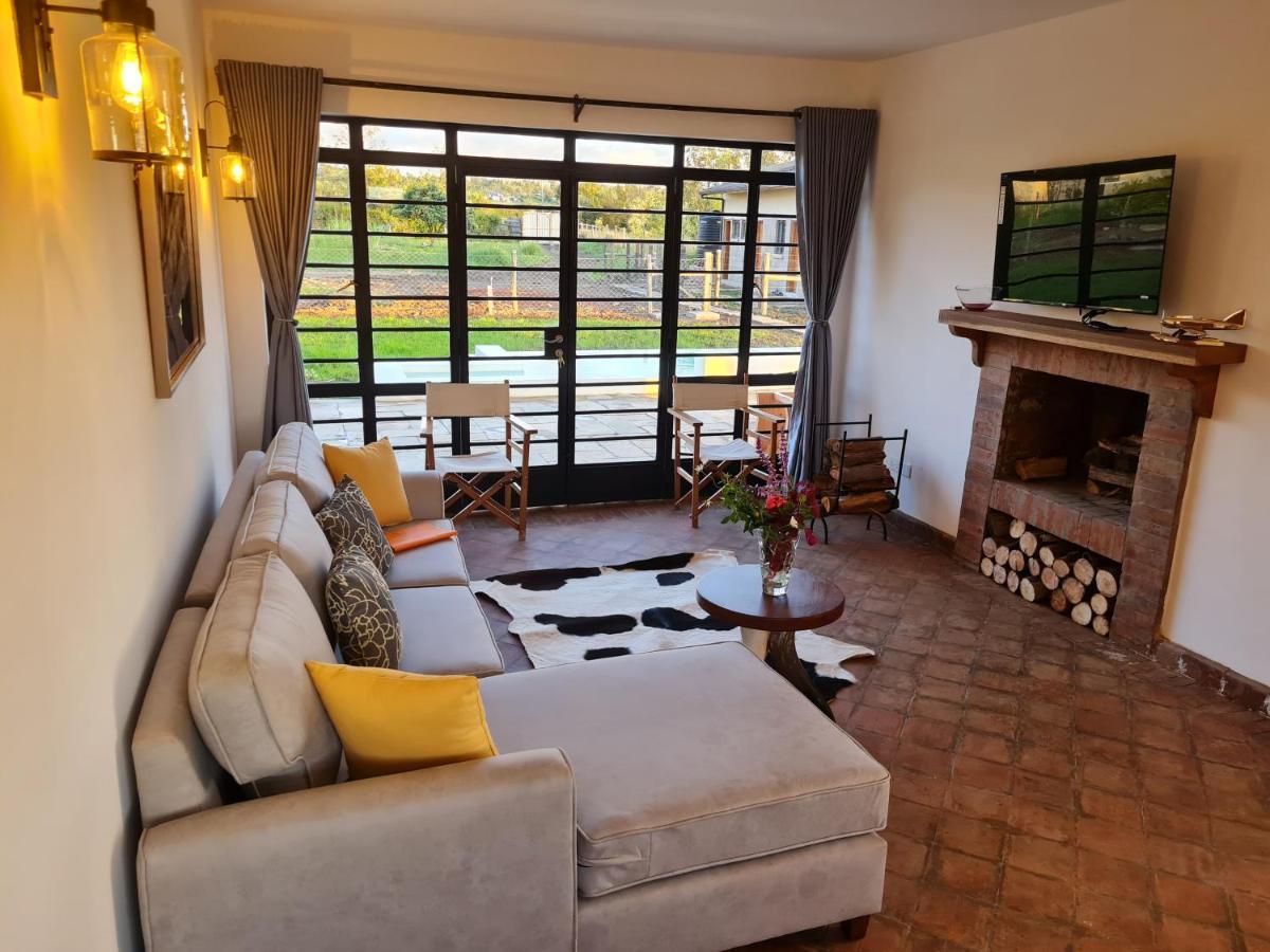 The Landing Nanyuki Cottages ภายนอก รูปภาพ