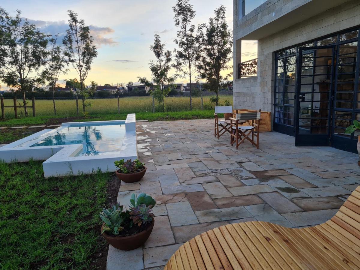 The Landing Nanyuki Cottages ภายนอก รูปภาพ