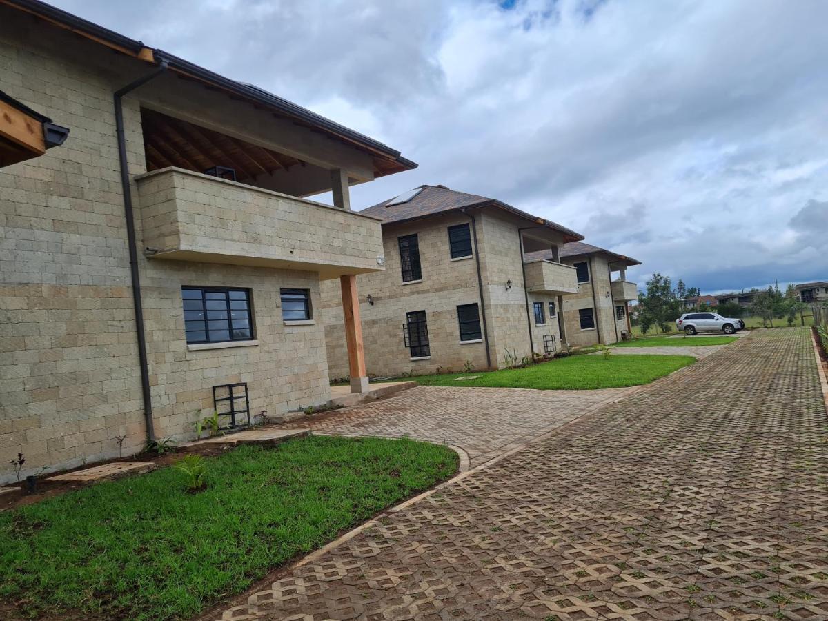 The Landing Nanyuki Cottages ภายนอก รูปภาพ